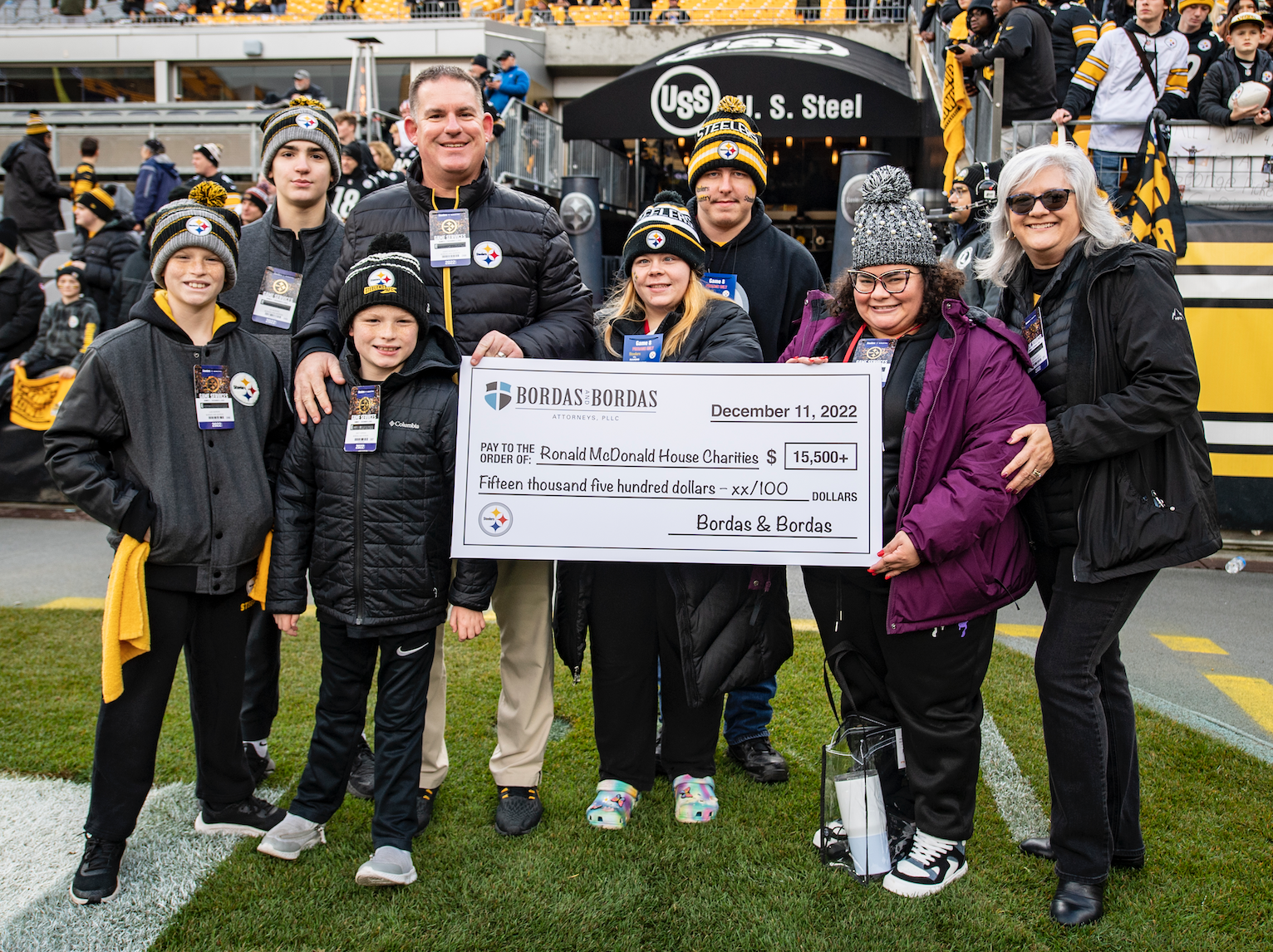 Bordas & Bordas Donates $15,500 to Ronald McDonald House through Pittsburgh Steelers Partnership 2022, Group photo